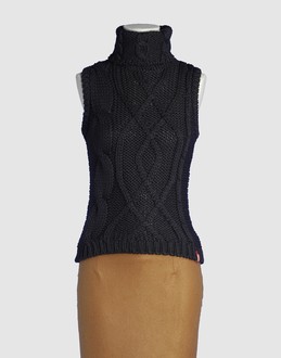 Cable-stitch knitwear