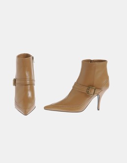 Alexander McQueen Ankle Boots Manolo Likes!